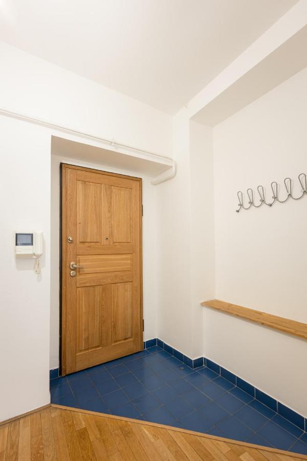 City Centre Garden Apartment With Parking Prague Exterior photo